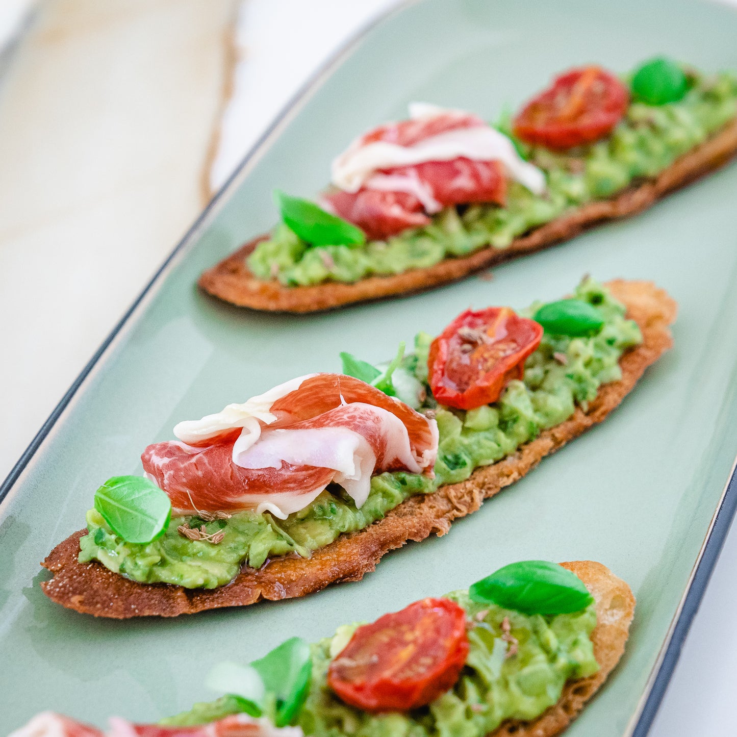 Wonky Avocado Pesto dip